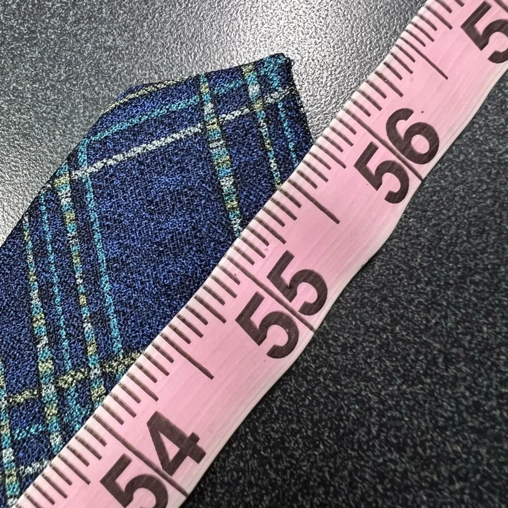 Guess Mens Tie Necktie Multicolor Plaid 100% Silk Tied Wide Classic USA 56 In